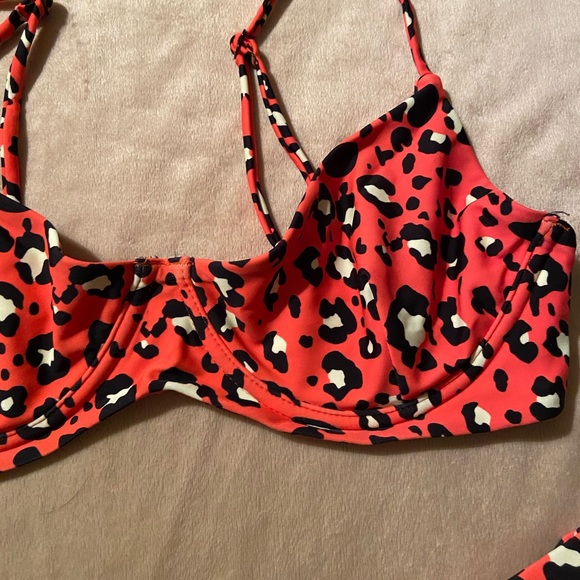 Blackbough leopard print bikini - Picture 5 of 7